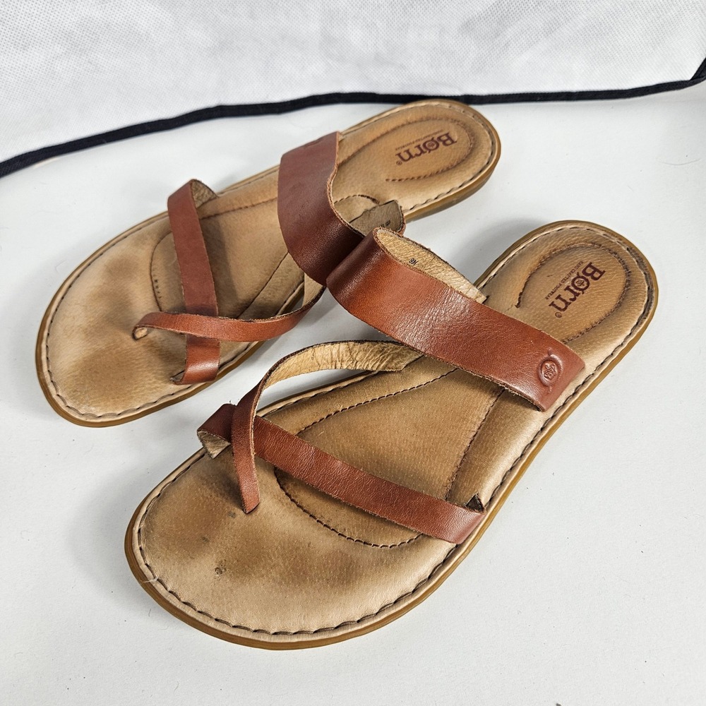 Born Womens 9 M Leather Toe Loop Flat Sandals Brown F02206